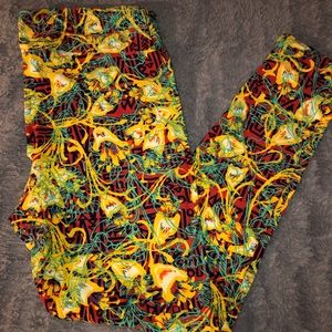LuLaRoe Tall & Curvy Leggings